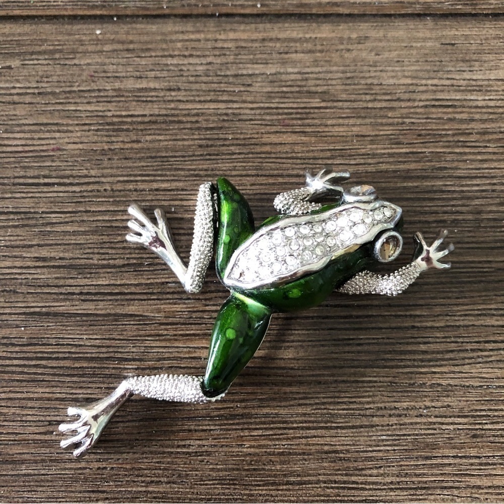 Green enamel and rhinestone large frog brooch